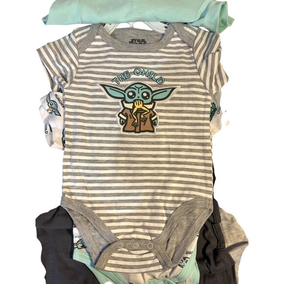 Star Wars Mandalorian Baby Yoda 5-Piece Set 24 Months With Bodysuits & Pants NWT - Picture 4 of 9